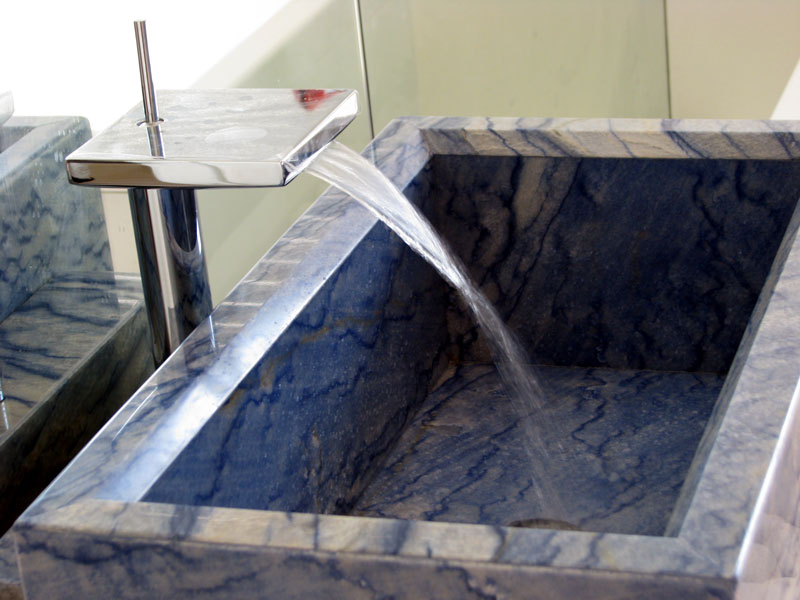 Marmostudio arredo bagno in marmo top in marmo vasche, lavabo ... Bagno in marmo